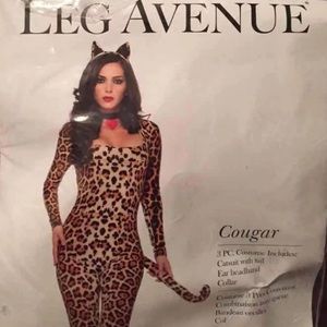 Cougar costume  size S/M